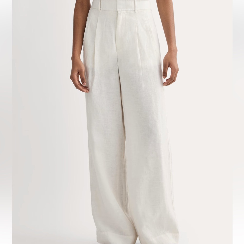 Everlane Linen Way-High Drape Pant in Natural Chambray